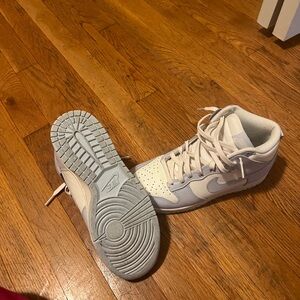 Women’s Nike Dunks University Blue